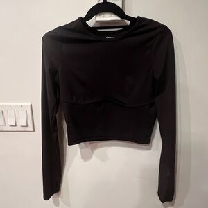 Sleek Black Long Sleeve Crop Tee - Small